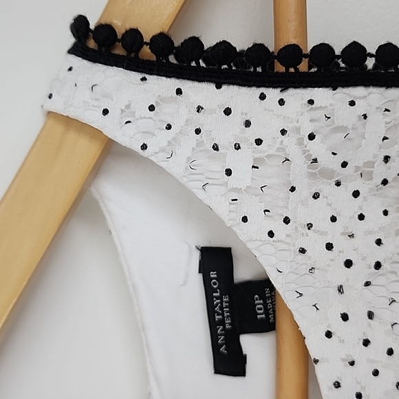 Ann Taylor White Lace Black Trim Dress 10P - Picture 2 of 9